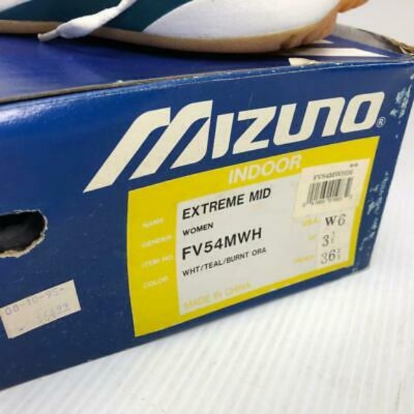 Vtg Deadstock Mizuno Extreme Mid Volleyball shoes - Picture 5 of 8